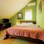 Q Beds,rooms And Podgorica