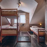 Q Beds,rooms And Friends * Podgorica