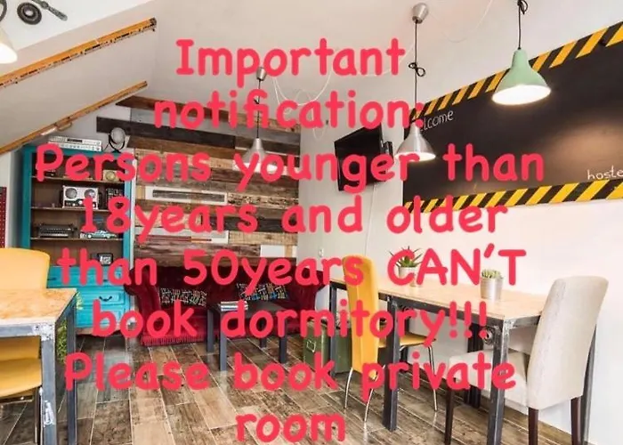 Q Beds,rooms And אכסניה פודגוריצה