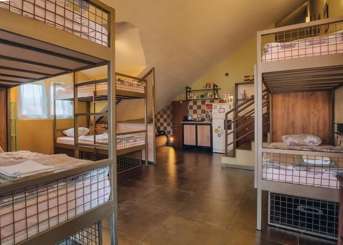 אכסניה Q Beds,rooms And *