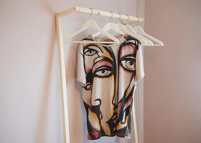 Hostel Q Beds,rooms And Podgorica